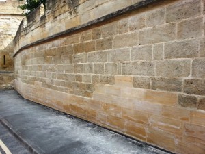 Lime mortar pointing and building